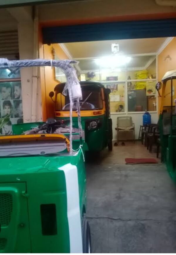 Auto repairing