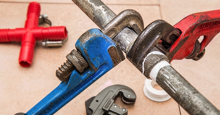 Satish plumber service