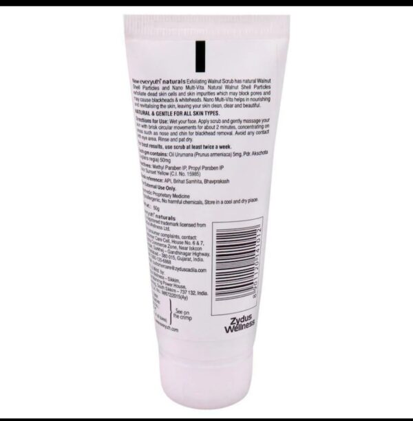 Everyuth Naturals Walnut Exfoliating Scrub 50 g - Image 2