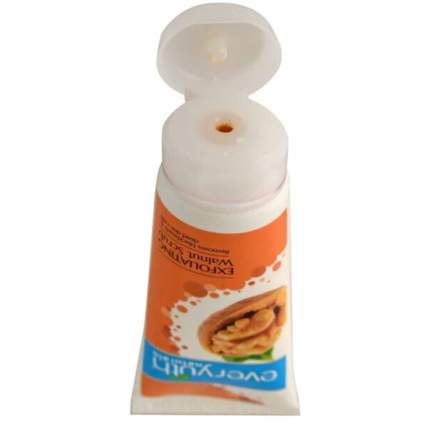 Everyuth Naturals Walnut Exfoliating Scrub 50 g - Image 3