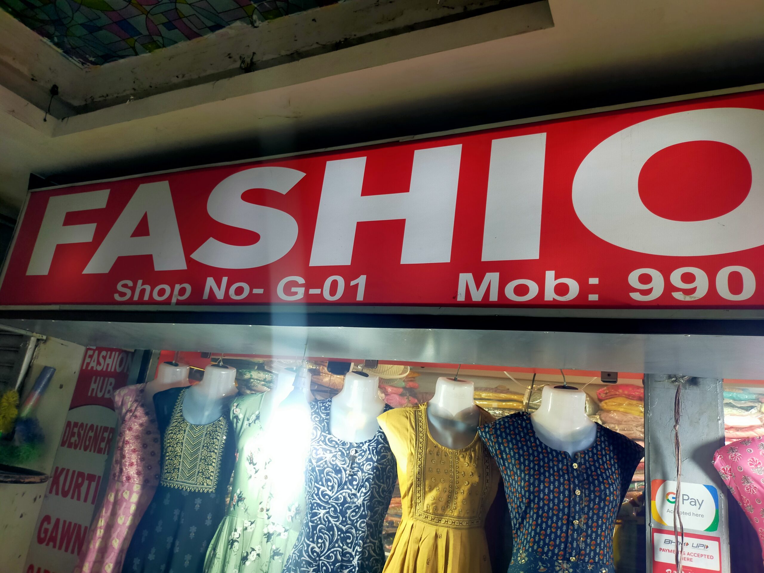 FASHION HUB