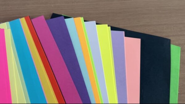 Inzo A4 assorted color paper – pack of 100 sheets.