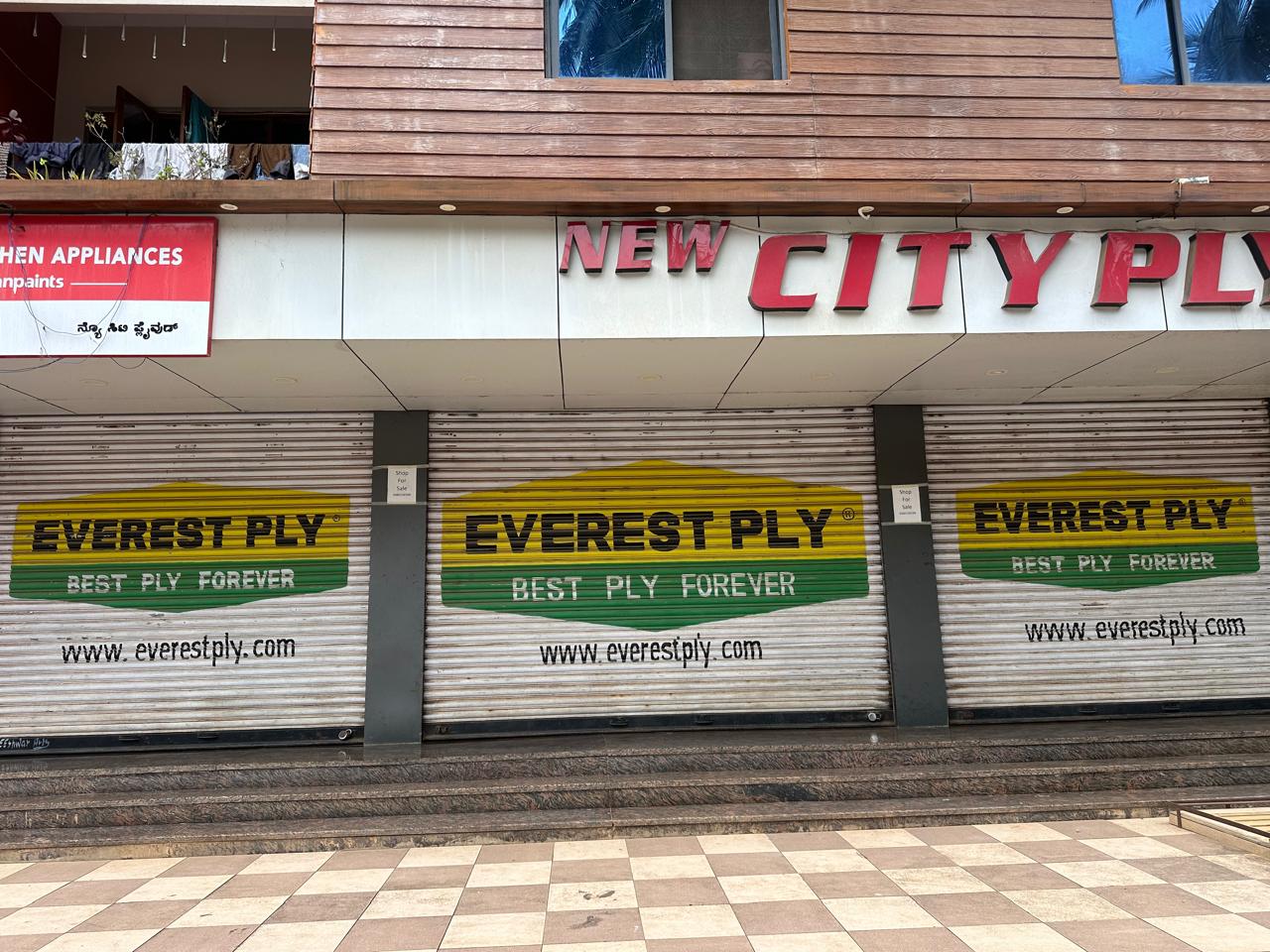 Commercial Shops for Sale at Binga Ghati, High Church Road, Karwar – Main Road Facing with Parking | RS.1,700/sq.ft